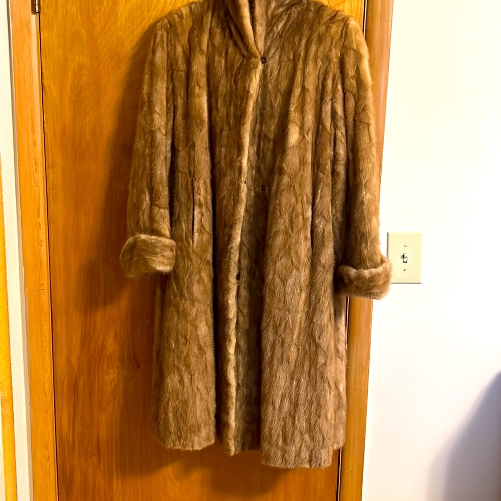 Mink coat  Directional shearing. Size 10-12 MCM Schlampp Furrier Rochester MN